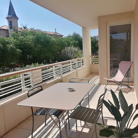 Marseille : Joli T2 mer et collines + terrasse Extérieur photo