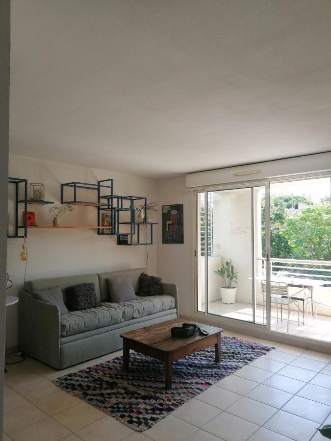 Marseille : Joli T2 mer et collines + terrasse Extérieur photo